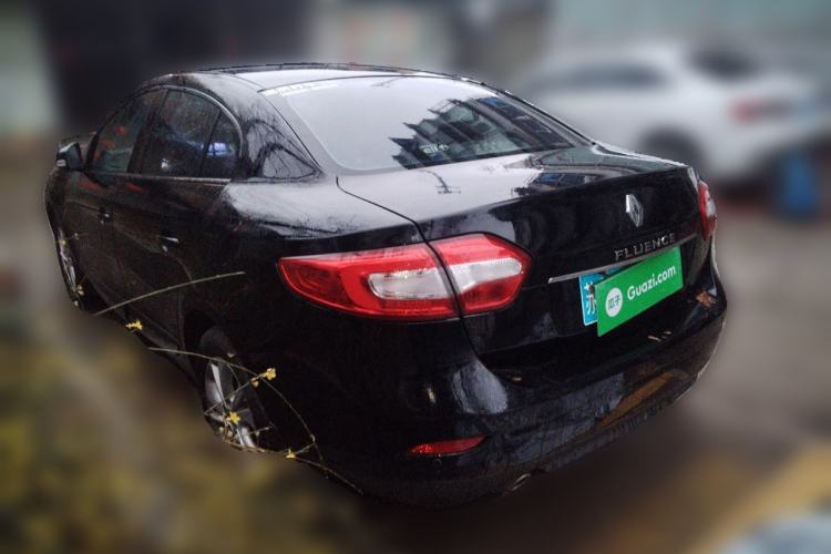 Used Renault Fluence 2015 2.0L Standard Edition Rear Left 45 Deg