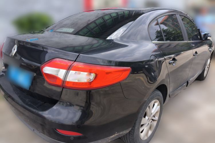 Used Renault Fluence 2015 2.0L Fashion Edition Rear Right 45 Deg