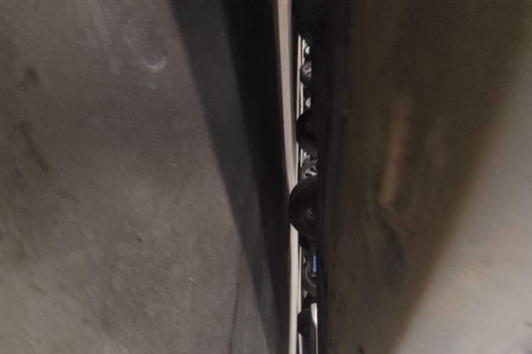 Used Renault Fluence 2015 2.0L Fashion Edition Chassis Front Left