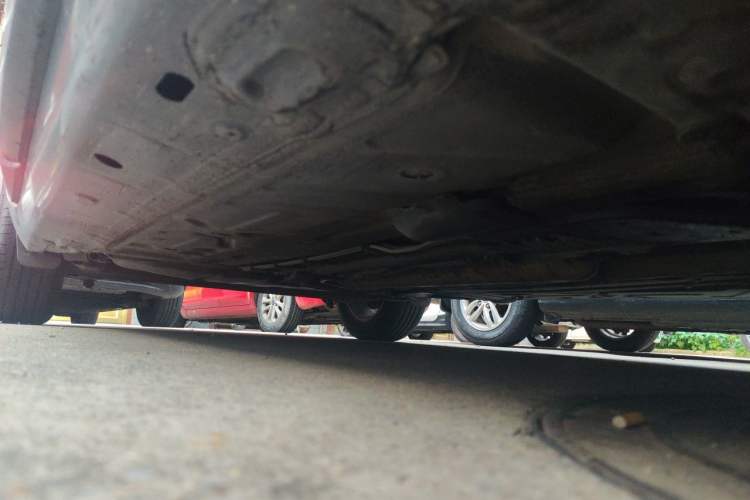 Used Renault Fluence 2015 2.0L Fashion Edition Chassis Front Right