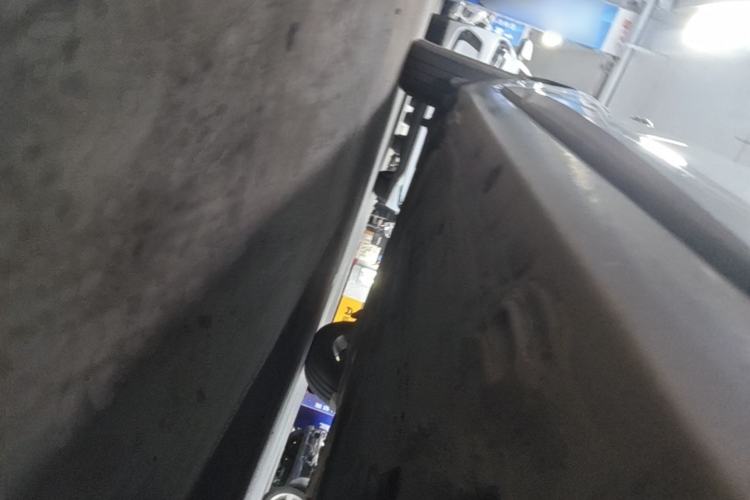 Used Renault Fluence 2015 2.0L Fashion Edition Chassis Front Right