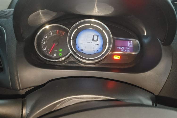 Used Renault Fluence 2015 2.0L Fashion Edition Instrument Cluster