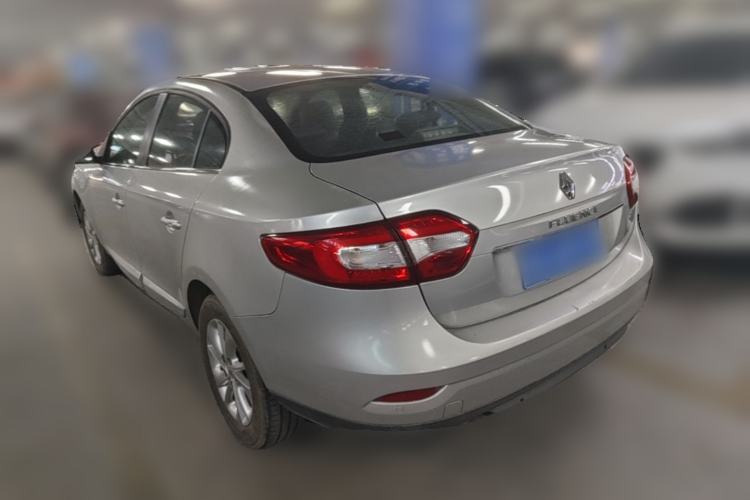 Used Renault Fluence 2015 2.0L Fashion Edition Rear Left 45 Deg