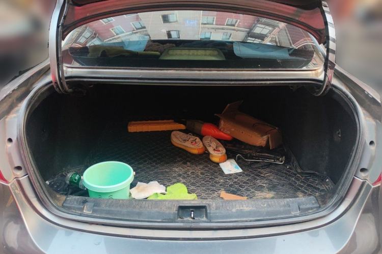 Used Renault Fluence 2015 2.0L Fashion Edition Trunk
