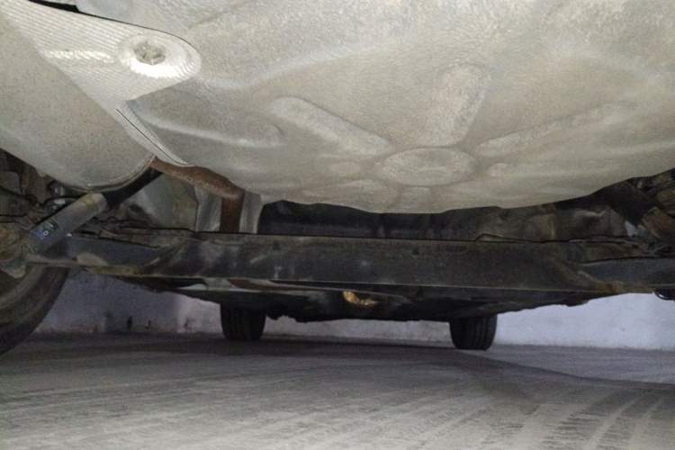 Used Renault Fluence 2015 2.0L Fashion Edition Chassis Rear