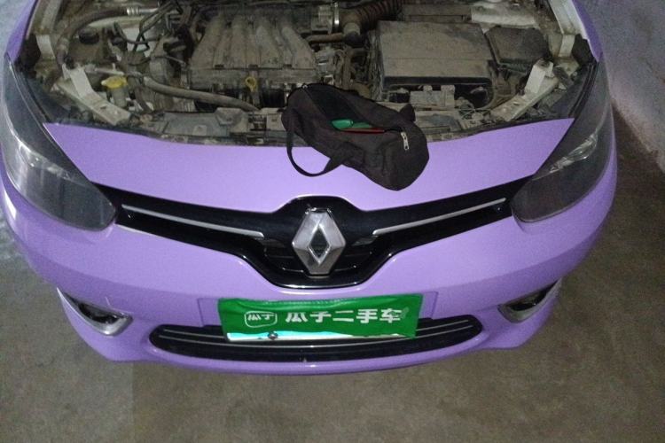 Used Renault Fluence 2015 2.0L Fashion Edition Engine Bay