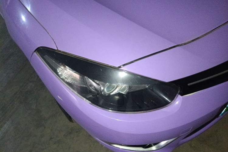 Used Renault Fluence 2015 2.0L Fashion Edition Right Front Headlight