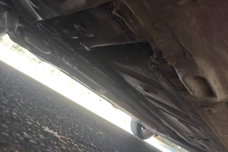 Used Renault Fluence 2015 2.0L Fashion Edition Chassis Front Left