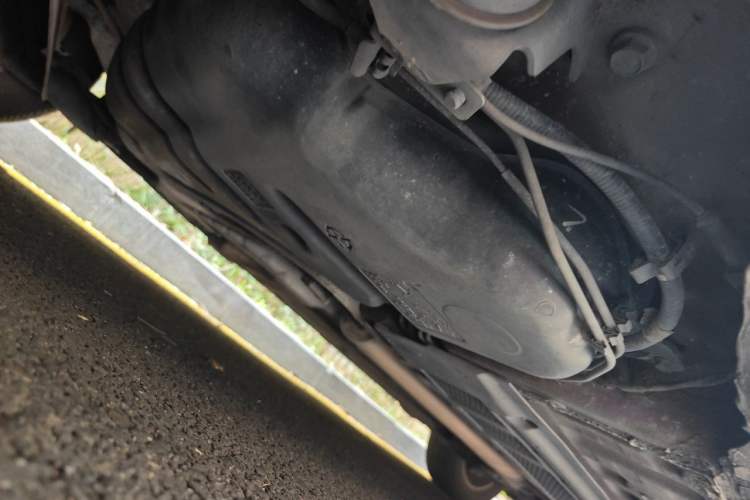 Used Renault Fluence 2015 2.0L Fashion Edition Chassis Rear Right