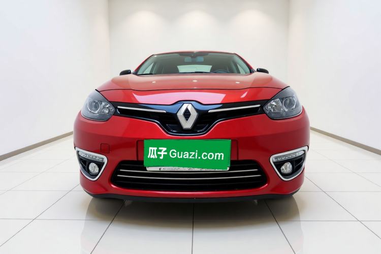 Used Renault Fluence 2015 2.0L Fashion Edition Front