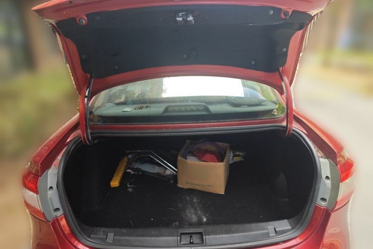 Used Renault Fluence 2015 2.0L Fashion Edition Trunk
