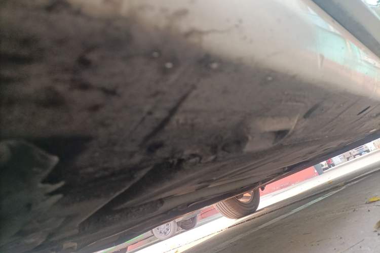 Used Renault Fluence 2015 2.0L Fashion Edition Chassis Front Left