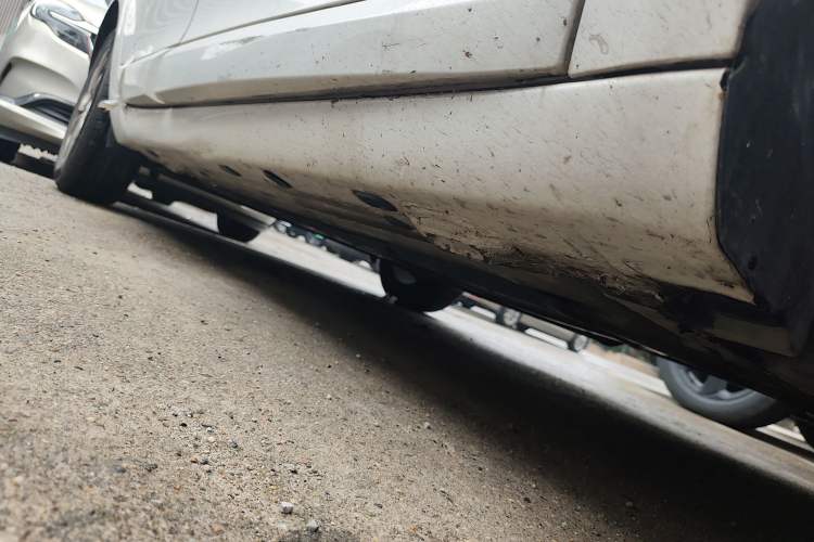 Used Renault Fluence 2015 2.0L Fashion Edition Chassis Front Right