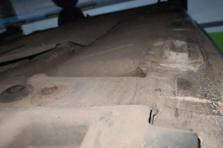 Used Renault Fluence 2015 2.0L Fashion Edition Chassis Front Right