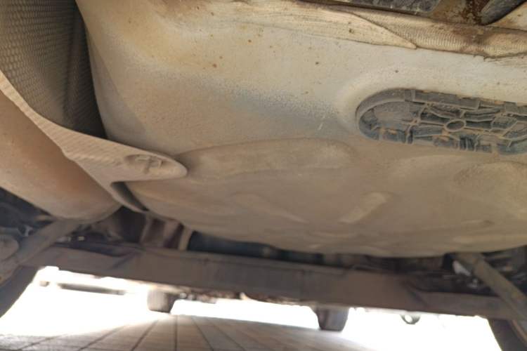 Used Renault Fluence 2015 2.0L Fashion Edition Chassis Rear