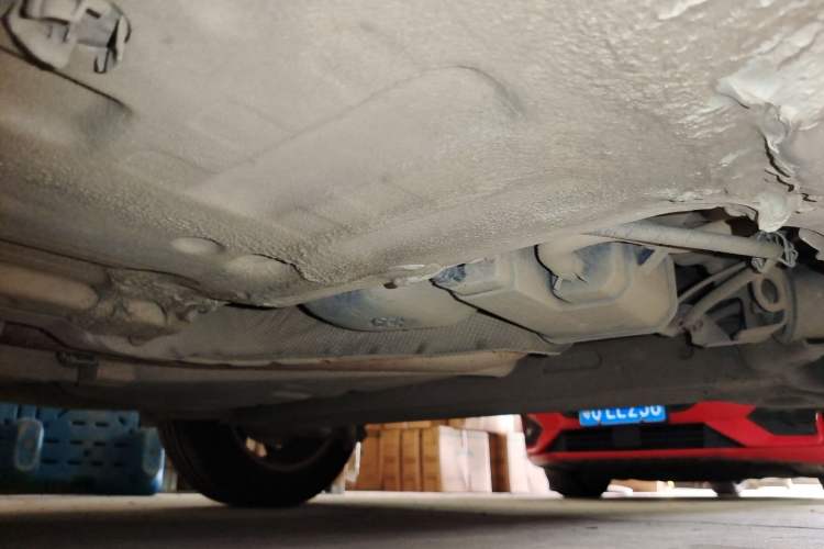Used Renault Fluence 2015 2.0L Fashion Edition Chassis Rear Left