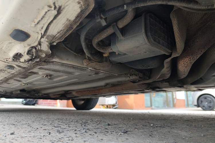 Used Renault Fluence 2015 2.0L Fashion Edition Chassis Rear Left