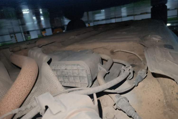 Used Renault Fluence 2015 2.0L Fashion Edition Chassis Rear Left