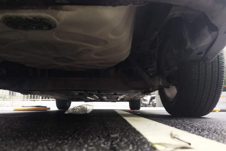 Used Renault Fluence 2015 2.0L Fashion Edition Chassis Rear Right
