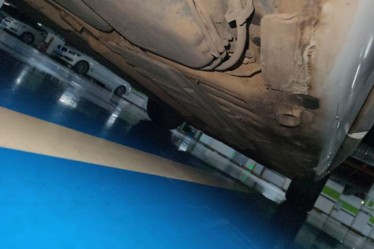 Used Renault Fluence 2015 2.0L Fashion Edition Chassis Rear Right