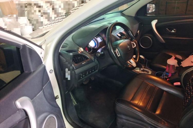 Used Renault Fluence 2015 2.0L Fashion Edition Driver Seat