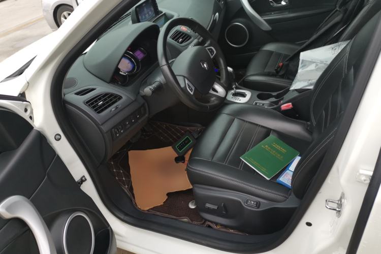 Used Renault Fluence 2015 2.0L Fashion Edition Driver Seat