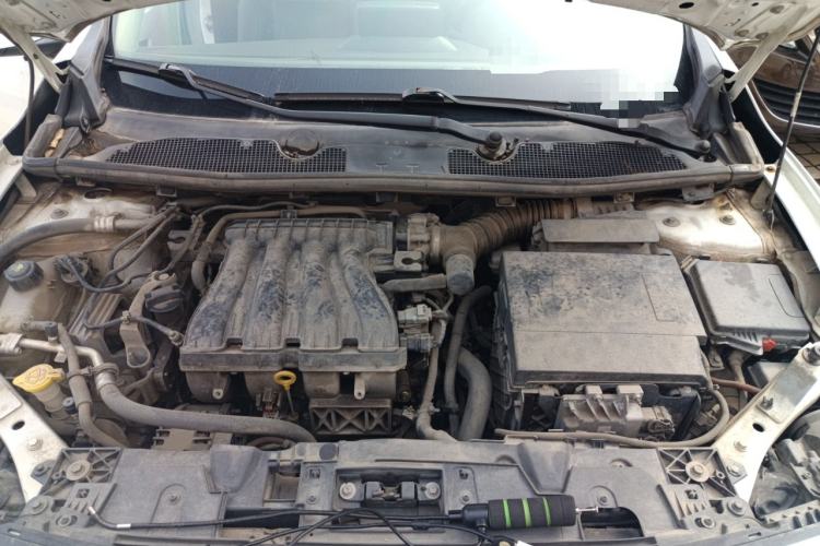 Used Renault Fluence 2015 2.0L Fashion Edition Engine Bay