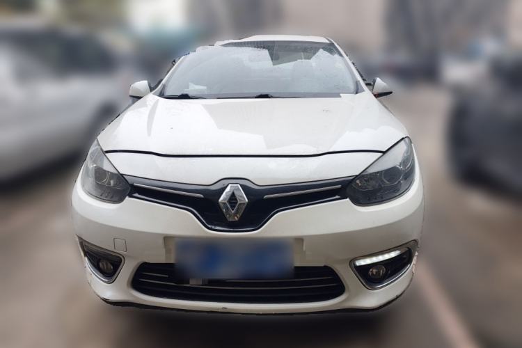 Used Renault Fluence 2015 2.0L Fashion Edition Front