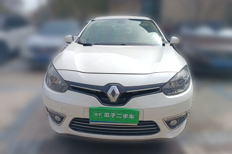 Used Renault Fluence 2015 2.0L Fashion Edition Front
