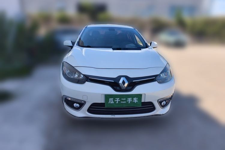 Used Renault Fluence 2015 2.0L Fashion Edition Front