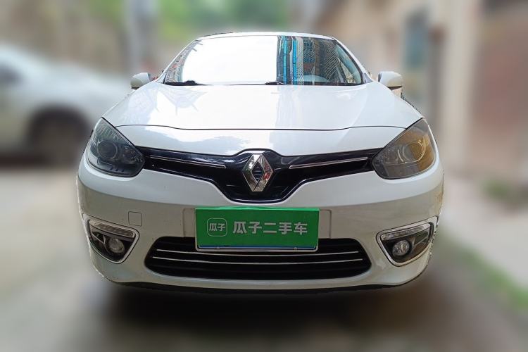 Used Renault Fluence 2015 2.0L Fashion Edition Front