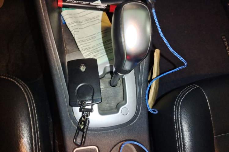 Used Renault Fluence 2015 2.0L Fashion Edition Gear Lever