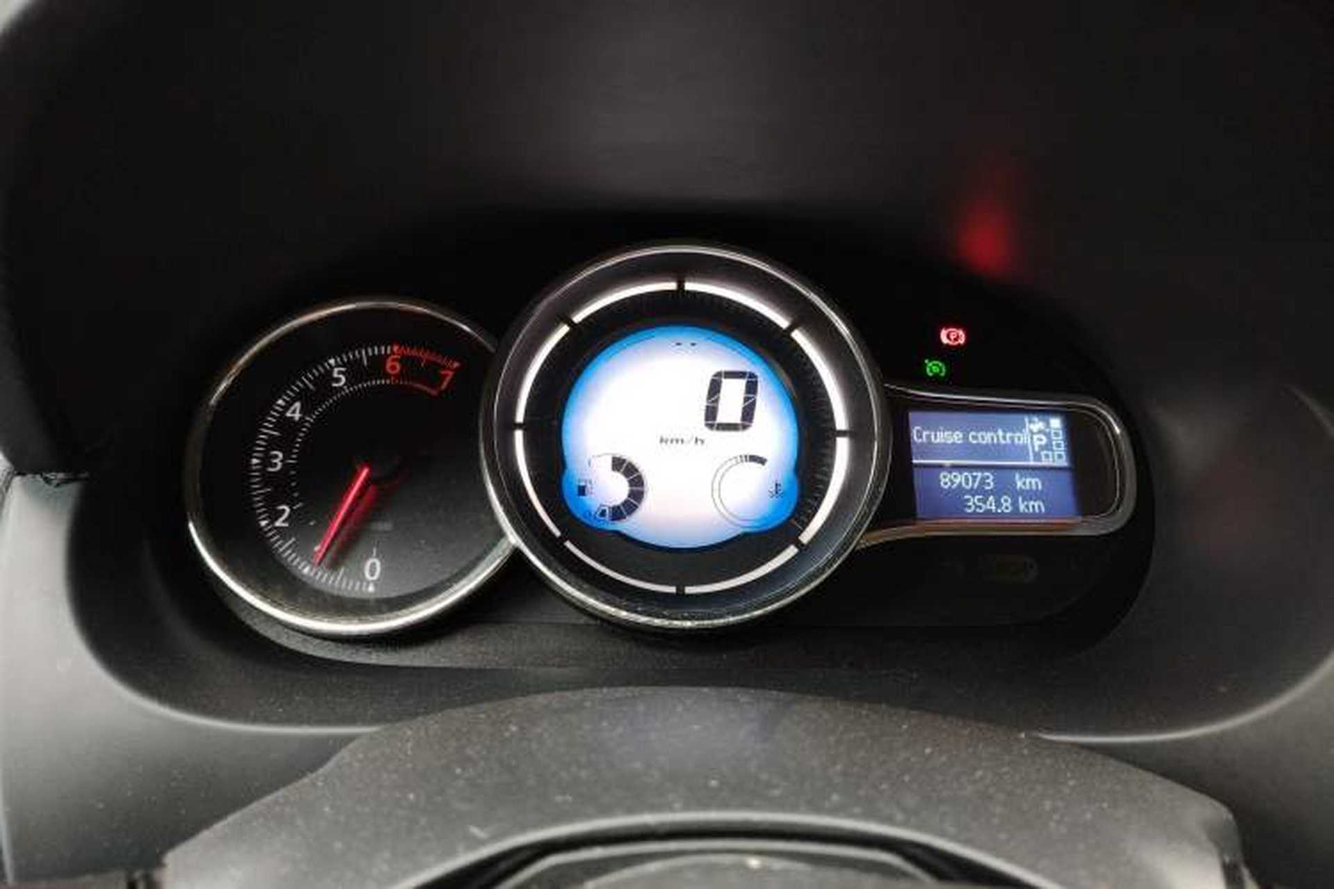 Used Renault Fluence 2015 2.0L Standard Edition Instrument Cluster