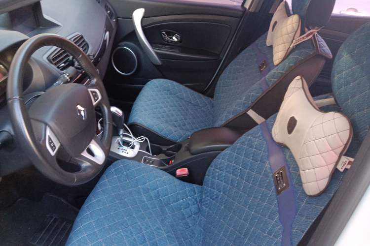 Used Renault Fluence 2015 2.0L Fashion Edition Left Front Seat