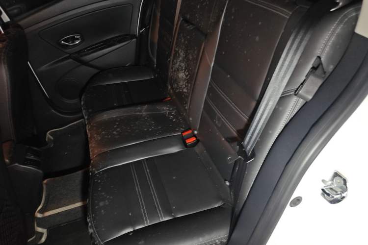 Used Renault Fluence 2015 2.0L Fashion Edition Left Rear Seat