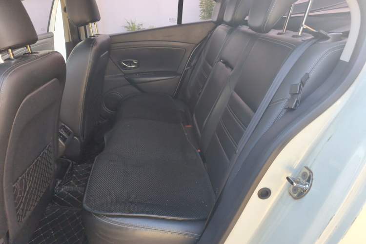Used Renault Fluence 2015 2.0L Fashion Edition Left Rear Seat