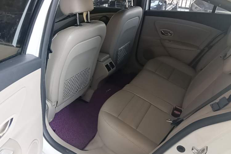 Used Renault Fluence 2015 2.0L Fashion Edition Left Rear Seat