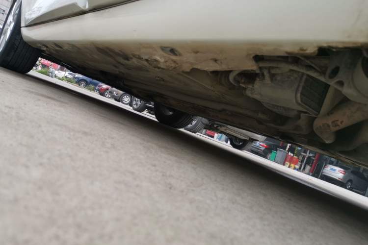 Used Renault Fluence 2015 2.0L Fashion Edition Left Side Sill