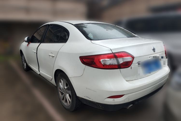 Used Renault Fluence 2015 2.0L Fashion Edition Rear Left 45 Deg