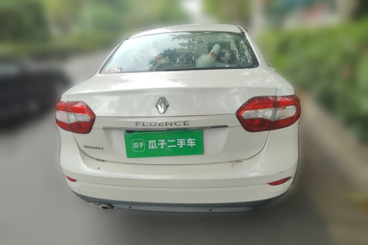 Used Renault Fluence 2015 2.0L Standard Edition Rear Right 45 Deg