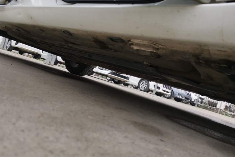 Used Renault Fluence 2015 2.0L Fashion Edition Right Side Sill