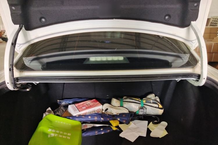 Used Renault Fluence 2015 2.0L Fashion Edition Trunk
