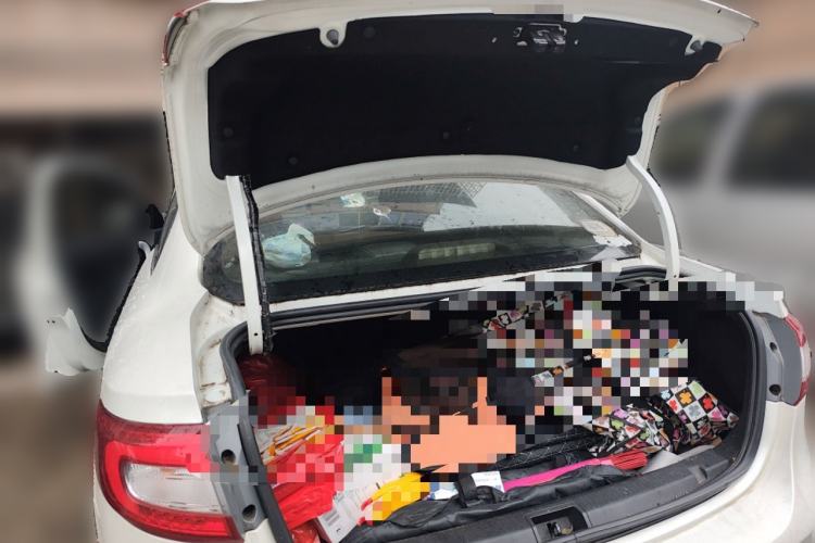 Used Renault Fluence 2015 2.0L Fashion Edition Trunk