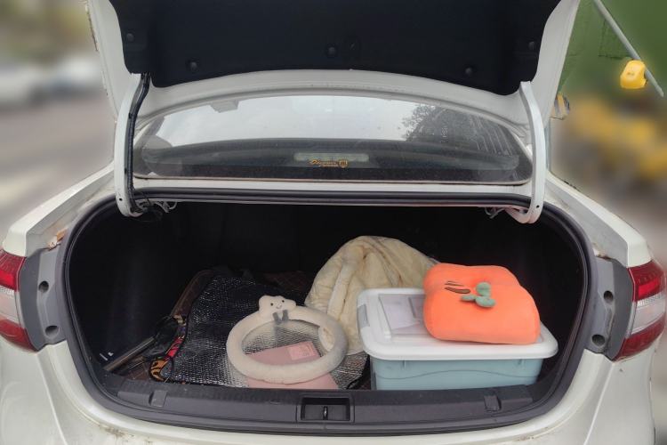 Used Renault Fluence 2015 2.0L Fashion Edition Trunk