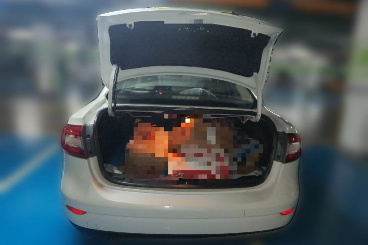 Used Renault Fluence 2015 2.0L Fashion Edition Trunk