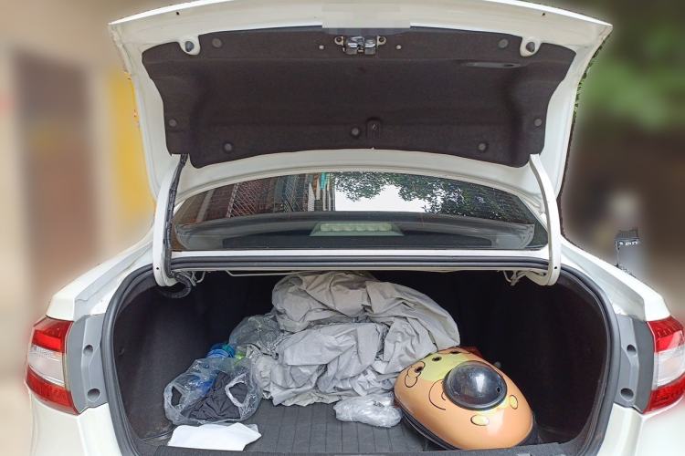 Used Renault Fluence 2015 2.0L Fashion Edition Trunk