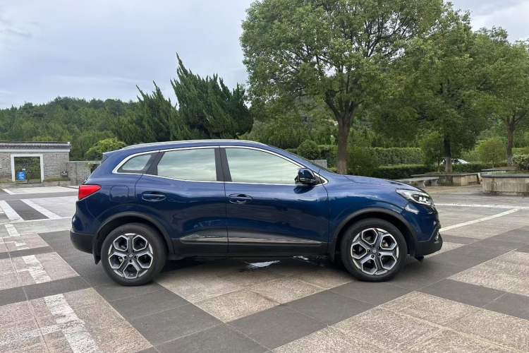 Used Renault Kadjar 2016 2.0L Four-Wheel Drive Ultimate Edition Exterior 2