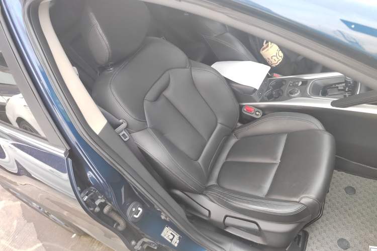 Used Renault Kadjar 2016 2.0L Four-Wheel Drive Ultimate Edition Right Front Seat