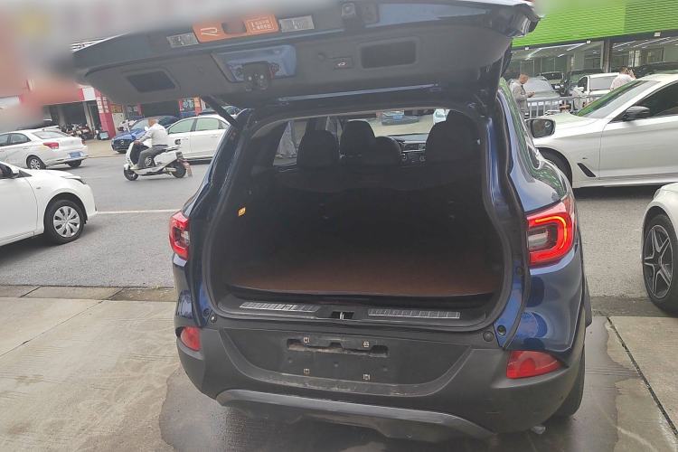 Used Renault Kadjar 2016 2.0L Four-Wheel Drive Ultimate Edition Trunk