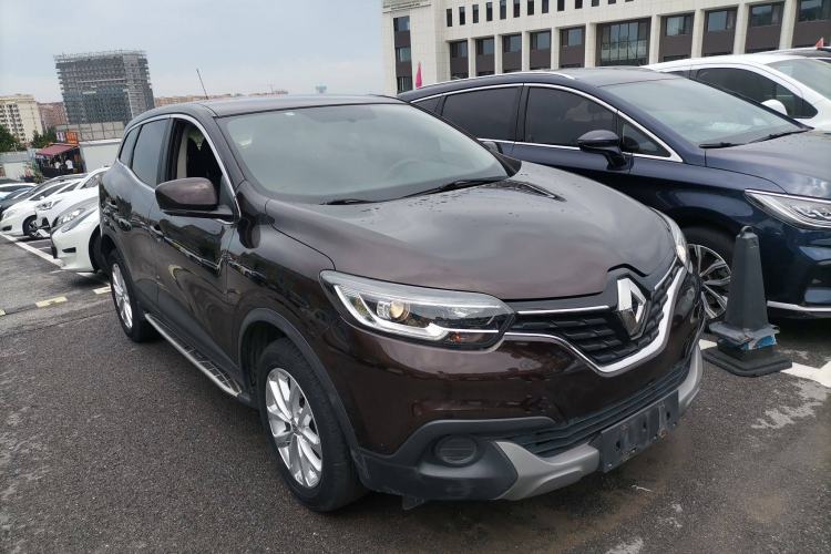 Used Renault Kadjar 2017 2.0L Two-Wheel Drive Fashion Edition Front Right 45 Deg